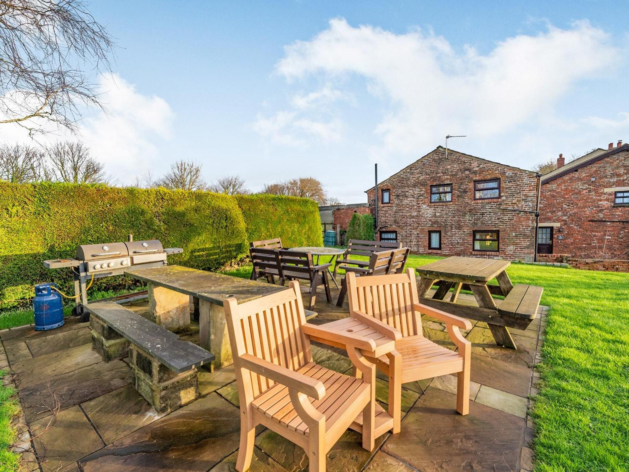 Вилла The Shippon Poulton-le-Fylde Экстерьер фото